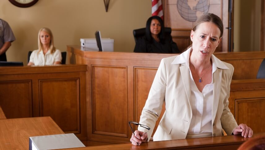 attorney arguing about slip and fall case