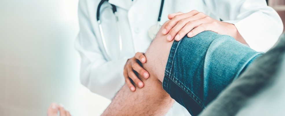 physical therapy with knees