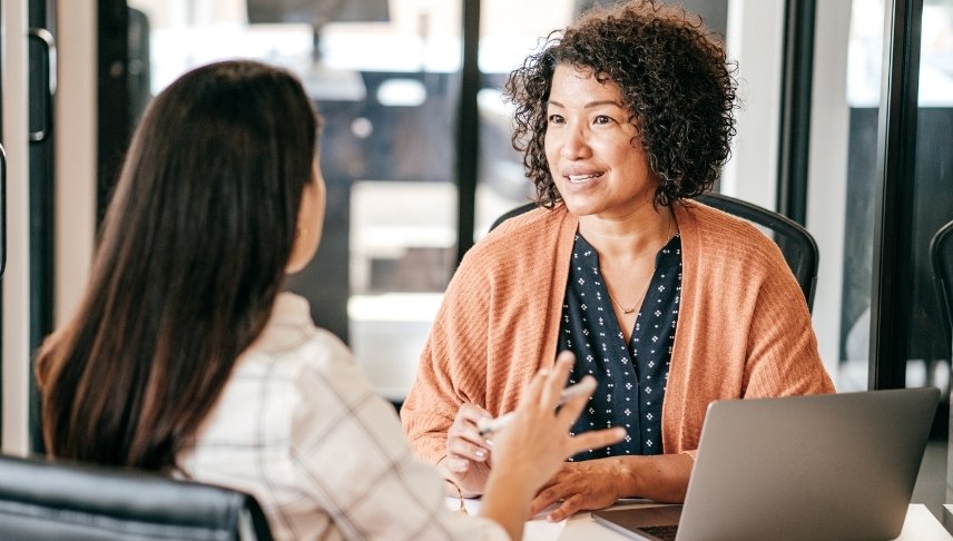 woman talking to a lawyer